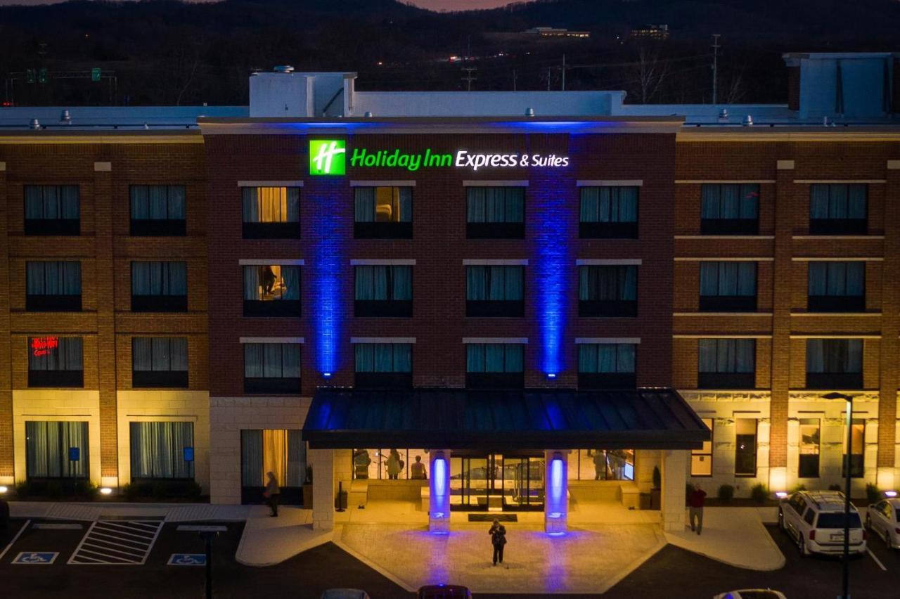 Holiday Inn Express & Suites Franklin - Berry Farms By Ihg Exterior foto